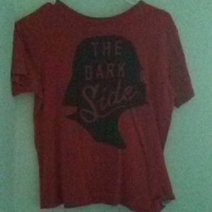 I'm selling  this shirt because it's to small on m